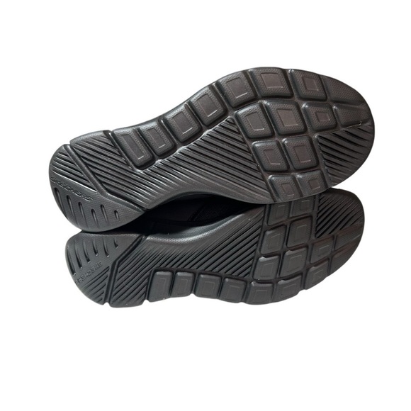 New Skechers Men’s Equalizer Persistent Slip-On Black Size 9.5M BNWT - Picture 5 of 8